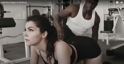 Valentina-Nappi-at-workout-youtube-clip